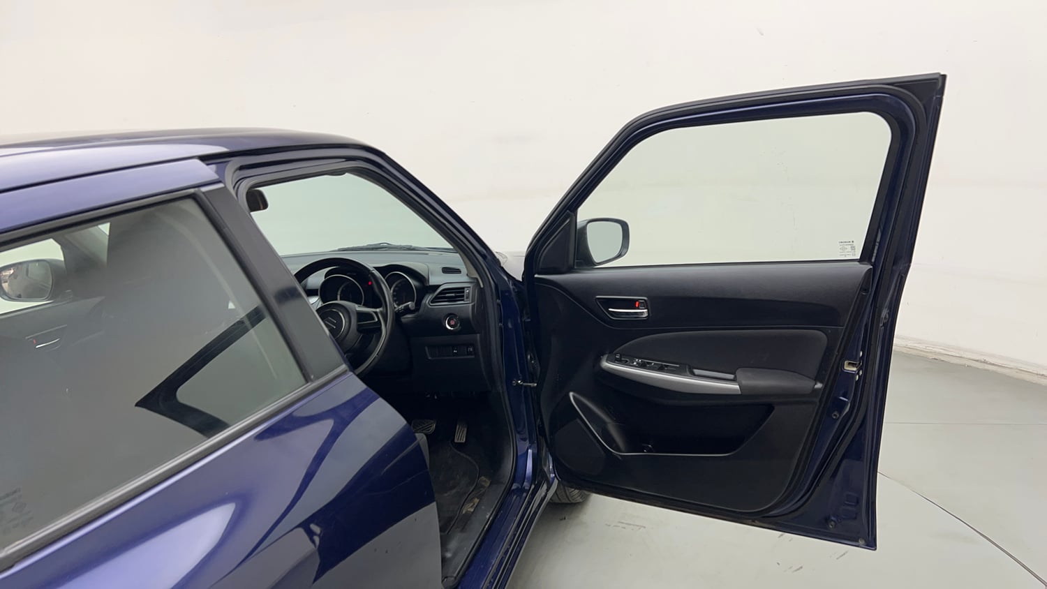 Used 2018 Maruti Suzuki Swift ZXi AMT Petrol Automatic interior RIGHT FRONT DOOR OPEN VIEW