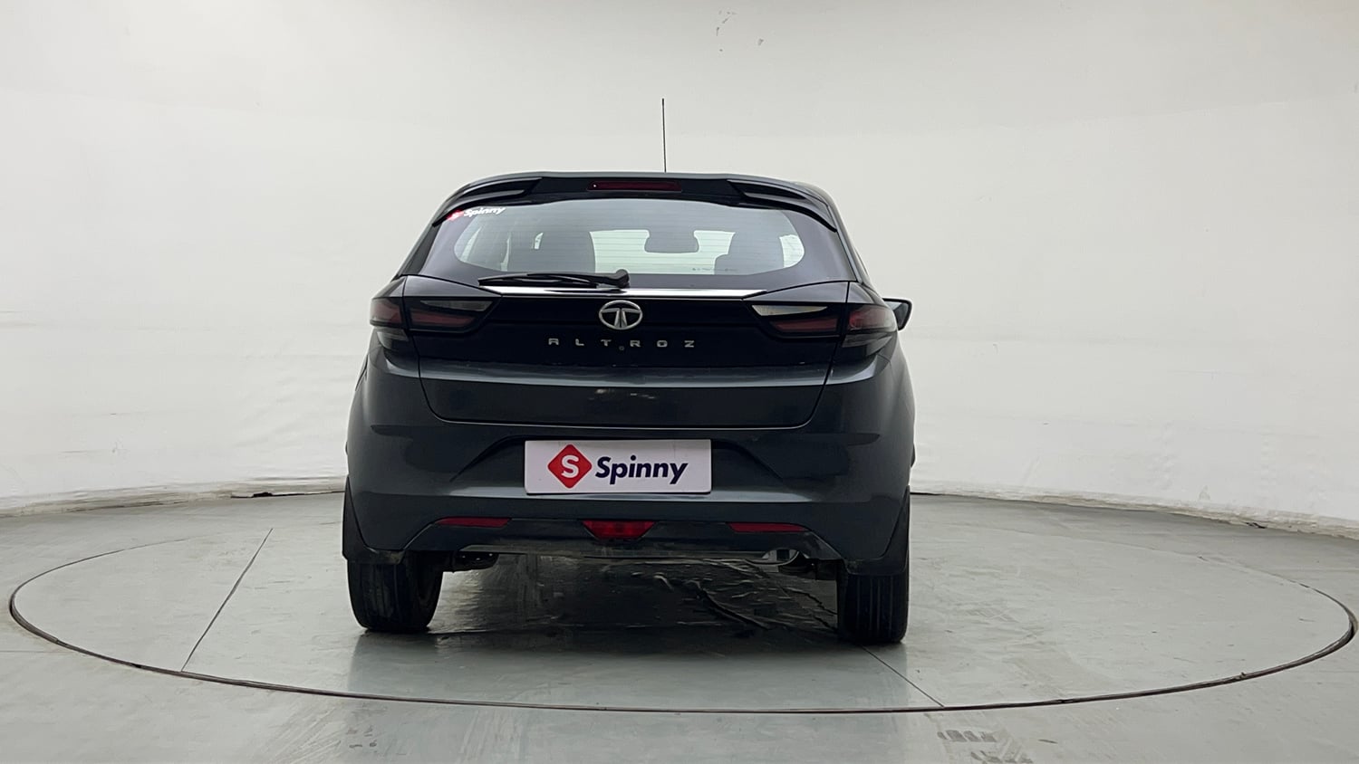 Used 2020 Tata Altroz XZ Petrol Petrol Manual exterior BACK VIEW