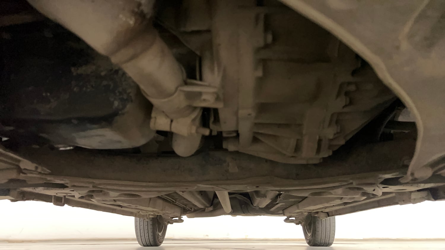 Used 2016 Maruti Suzuki Swift ZDi Diesel Manual extra FRONT LEFT UNDERBODY VIEW