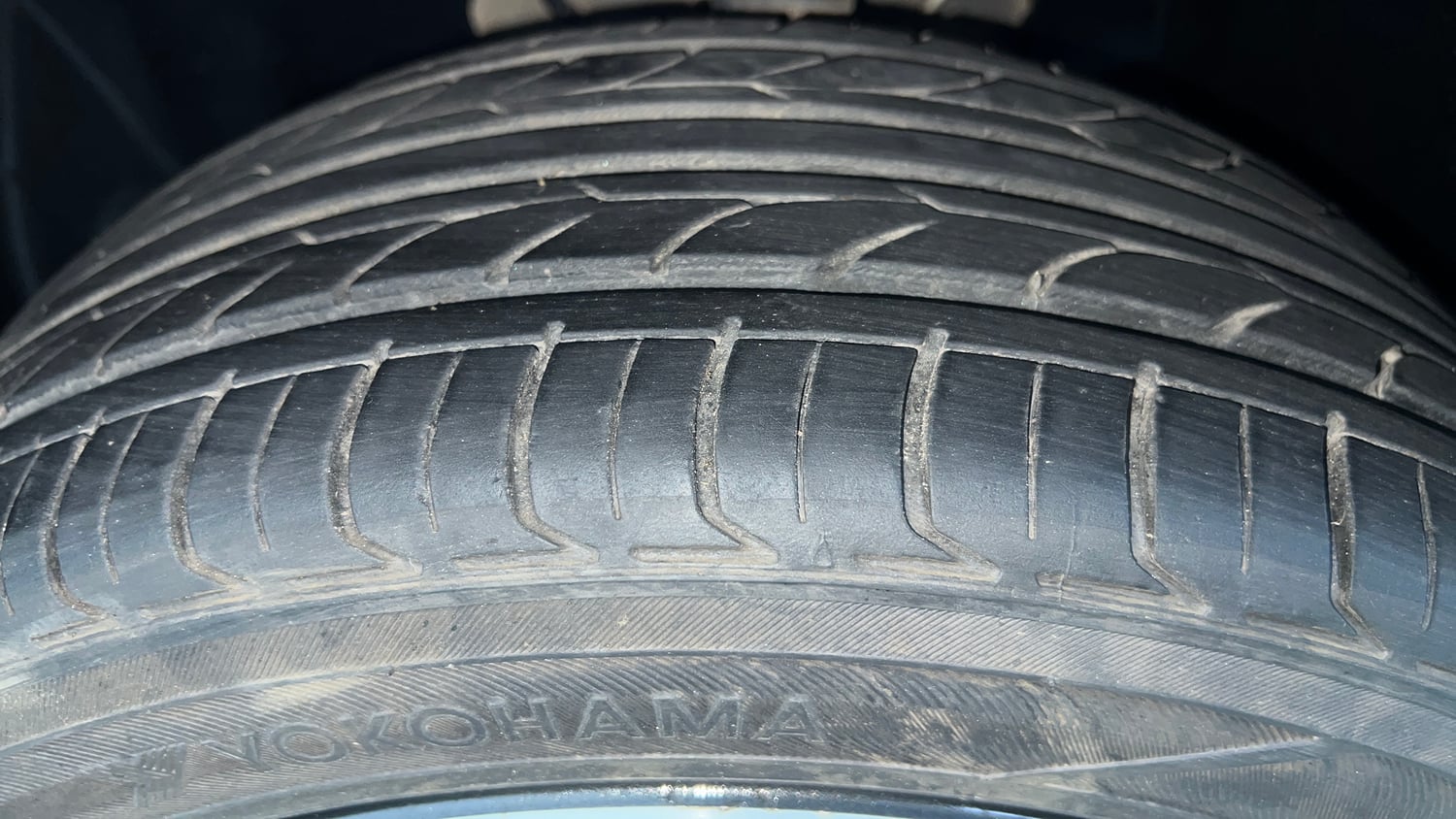 Used 2020 Tata Altroz XZ Petrol Petrol Manual tyres LEFT FRONT TYRE TREAD VIEW