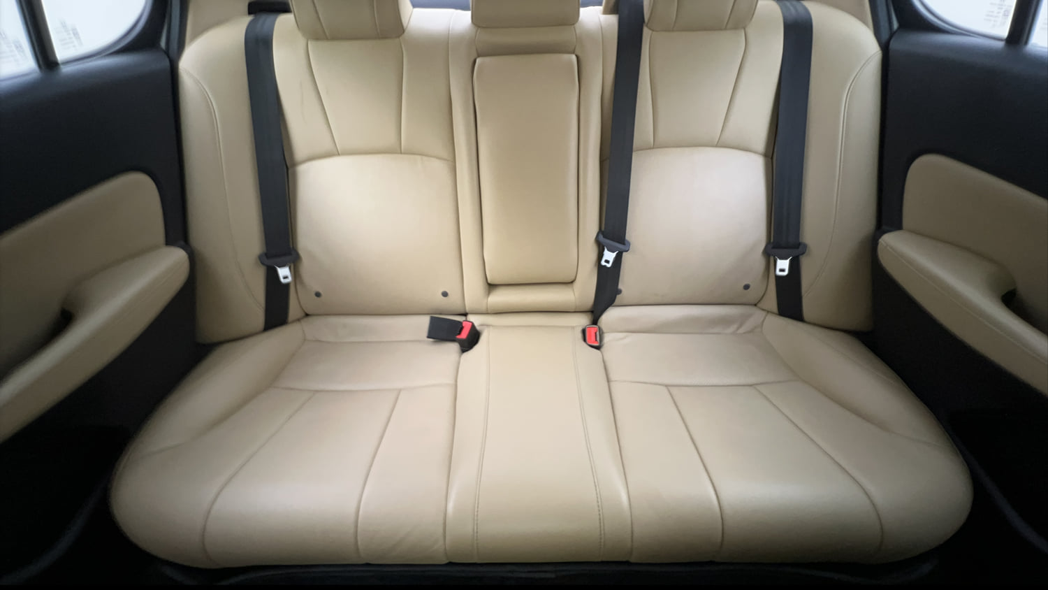 Used 2022 Honda City ZX CVT Petrol Petrol Automatic interior REAR SEAT CONDITION VIEW