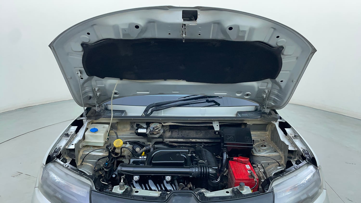 Used 2024 Renault Kwid CLIMBER AMT Petrol Automatic engine ENGINE & BONNET OPEN FRONT VIEW
