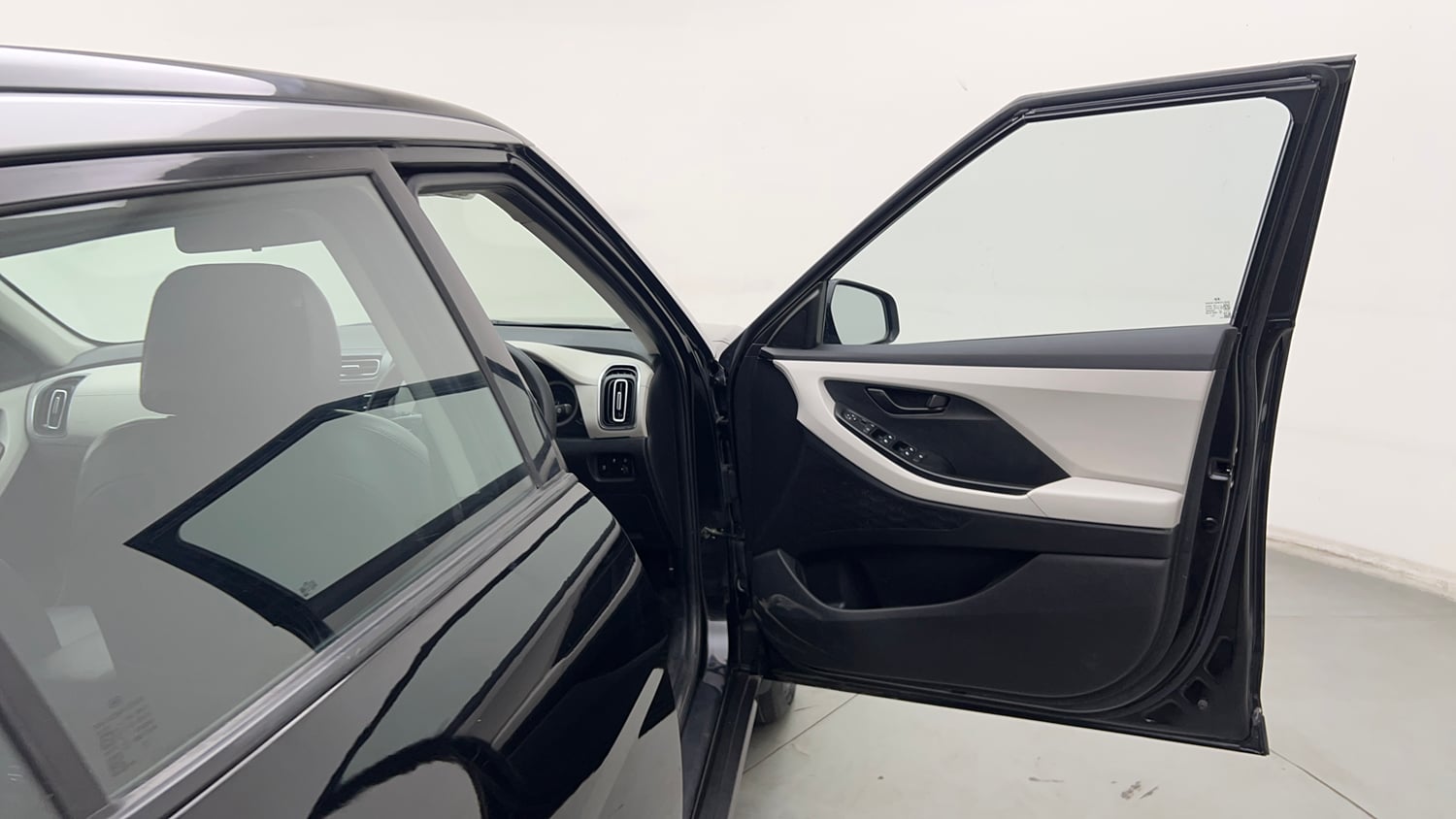 Used 2024 Hyundai Creta EX 1.5 Petrol Petrol Manual interior RIGHT FRONT DOOR OPEN VIEW