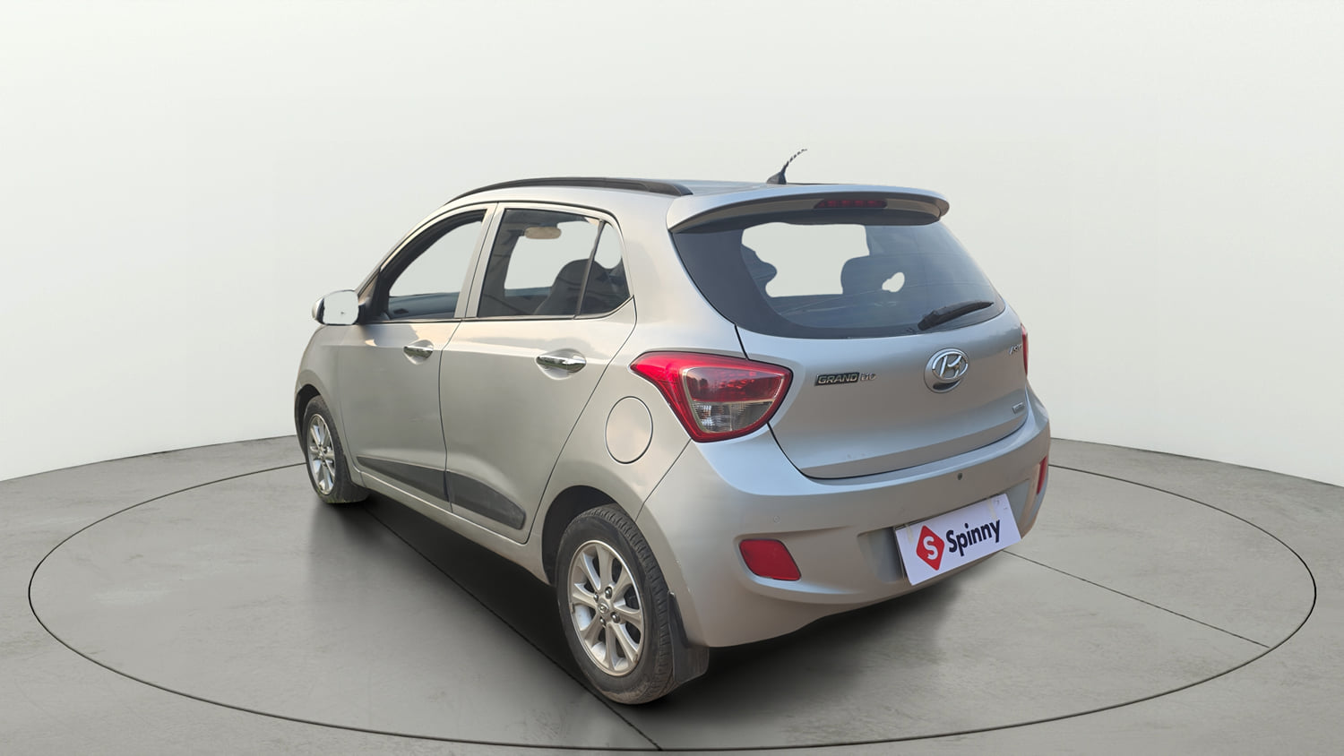 Used 2015 Hyundai Grand i10 Asta 1.2 Kappa VTVT Petrol Manual exterior LEFT REAR CORNER VIEW