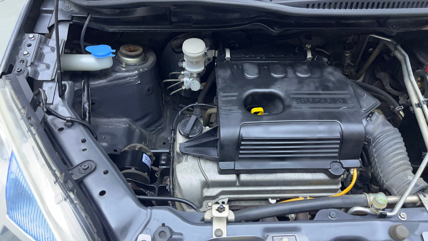 Used 2020 Maruti Suzuki Wagon R 1.0 VXI AMT Petrol Automatic engine ENGINE RIGHT SIDE VIEW
