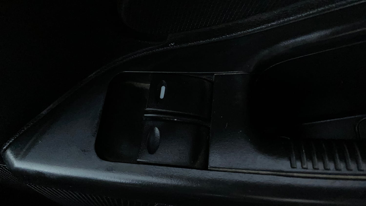 Used 2012 Ford Figo Duratorq Diesel EXI 1.4 Diesel Manual top_features Power windows