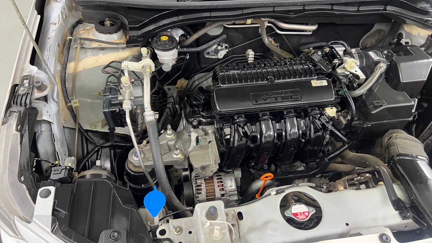 Used 2019 Honda Amaze 1.2 VX MT Petrol Petrol Manual engine ENGINE RIGHT SIDE VIEW
