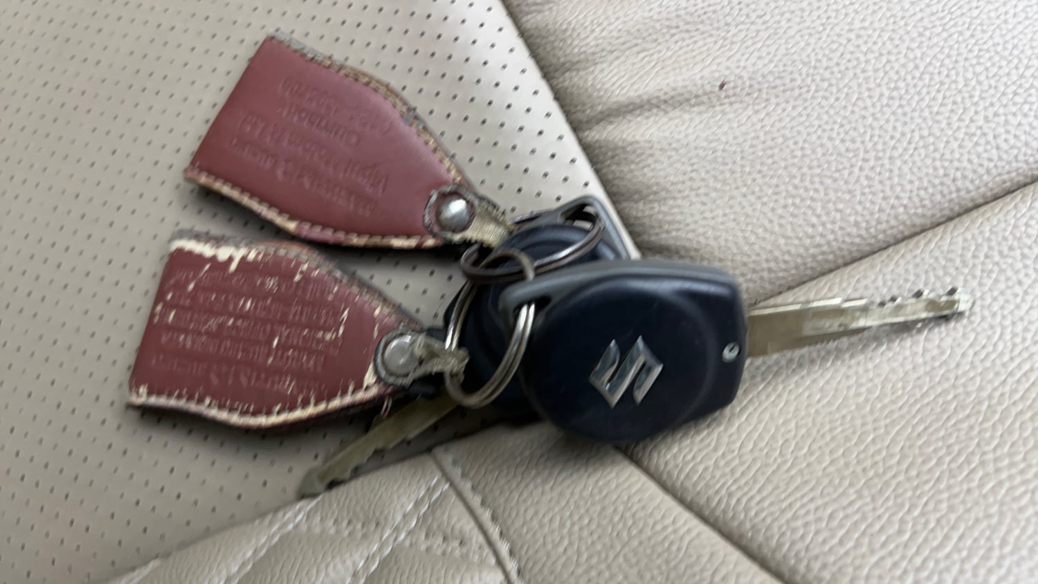 Used 2018 Maruti Suzuki Dzire VXi Petrol Manual extra CAR KEY VIEW