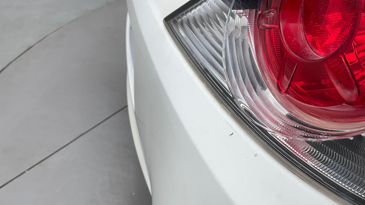 Used 2013 Honda Brio VX MT Petrol Manual dents MINOR SCRATCH