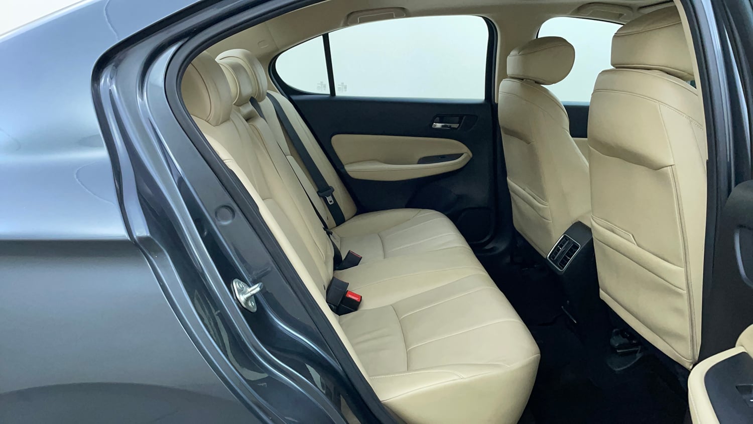 Used 2022 Honda City ZX CVT Petrol Petrol Automatic interior RIGHT SIDE REAR DOOR CABIN VIEW