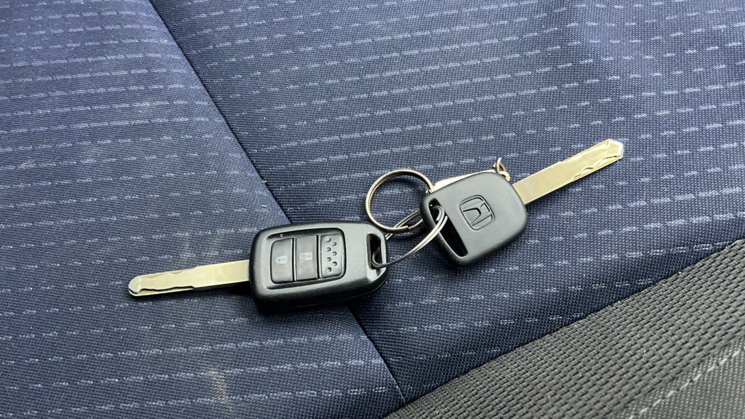 Used 2018 Honda WR-V S MT Petrol Petrol Manual extra CAR KEY VIEW