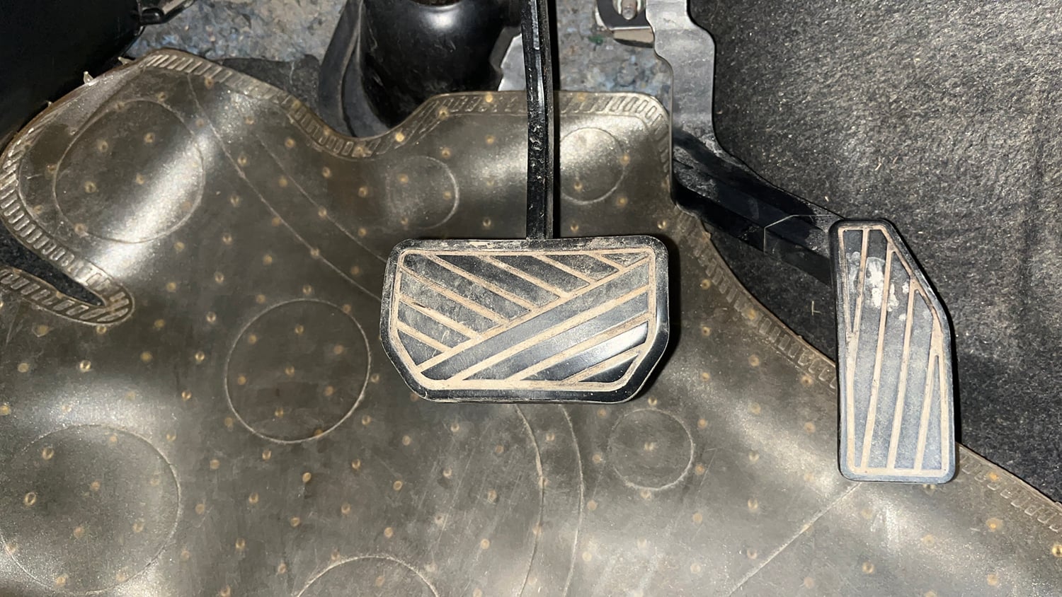 Used 2020 Maruti Suzuki Wagon R 1.0 VXI AMT Petrol Automatic interior PEDALS VIEW