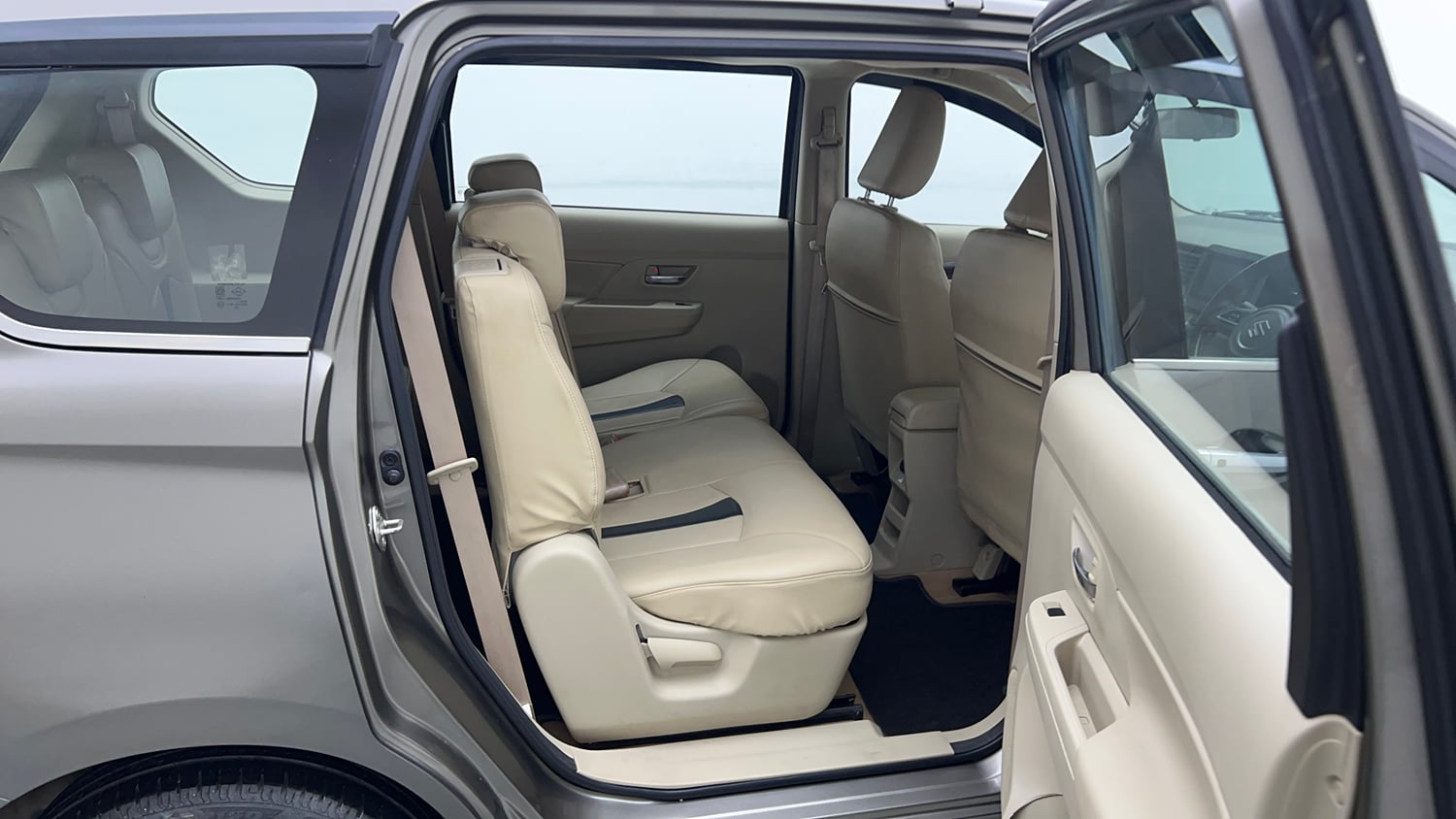 Used 2023 Maruti Suzuki Ertiga ZXi Plus Petrol Manual interior RIGHT SIDE REAR DOOR CABIN VIEW
