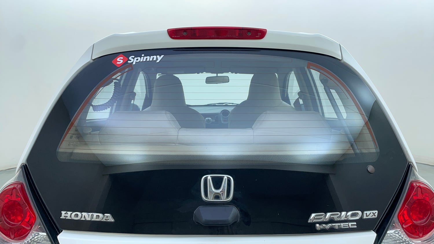 Used 2013 Honda Brio VX MT Petrol Manual exterior BACK WINDSHIELD VIEW