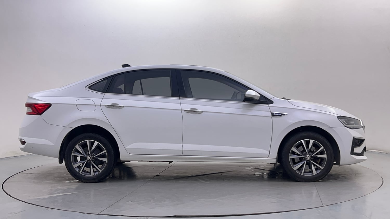Used 2023 Skoda Slavia Style 1.5L TSI DSG Petrol Automatic exterior RIGHT SIDE VIEW