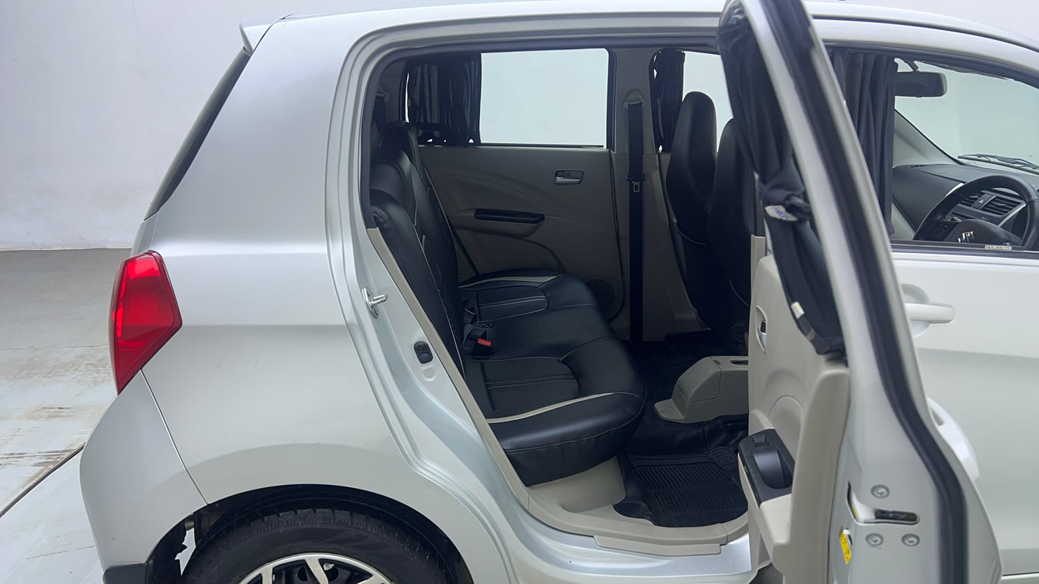 Used 2017 Maruti Suzuki Celerio ZXI (O) AMT Petrol Automatic interior RIGHT SIDE REAR DOOR CABIN VIEW