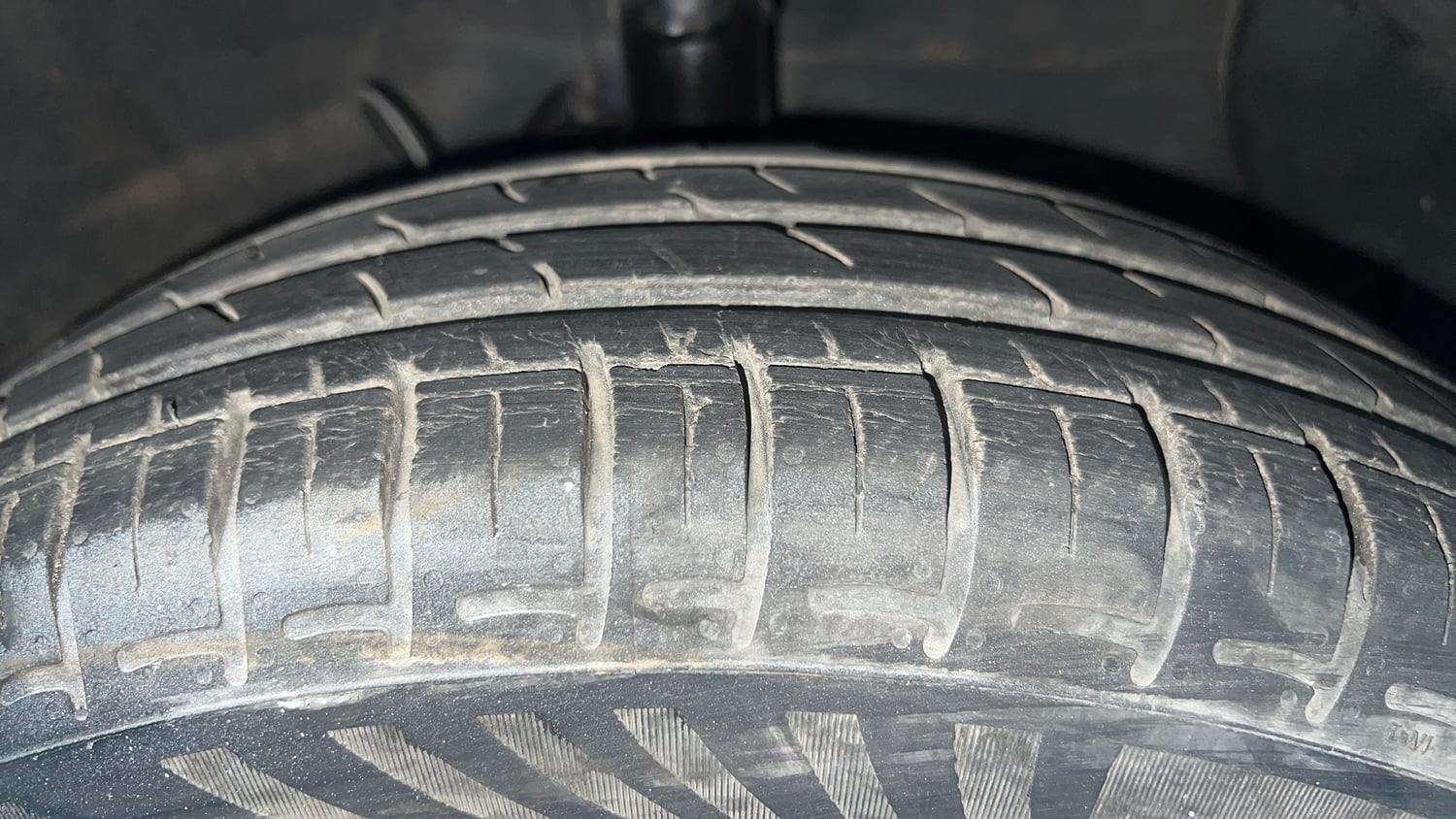 Used 2021 Hyundai Grand i10 Nios Magna 1.2 Kappa VTVT CNG Cng Manual tyres RIGHT FRONT TYRE TREAD VIEW