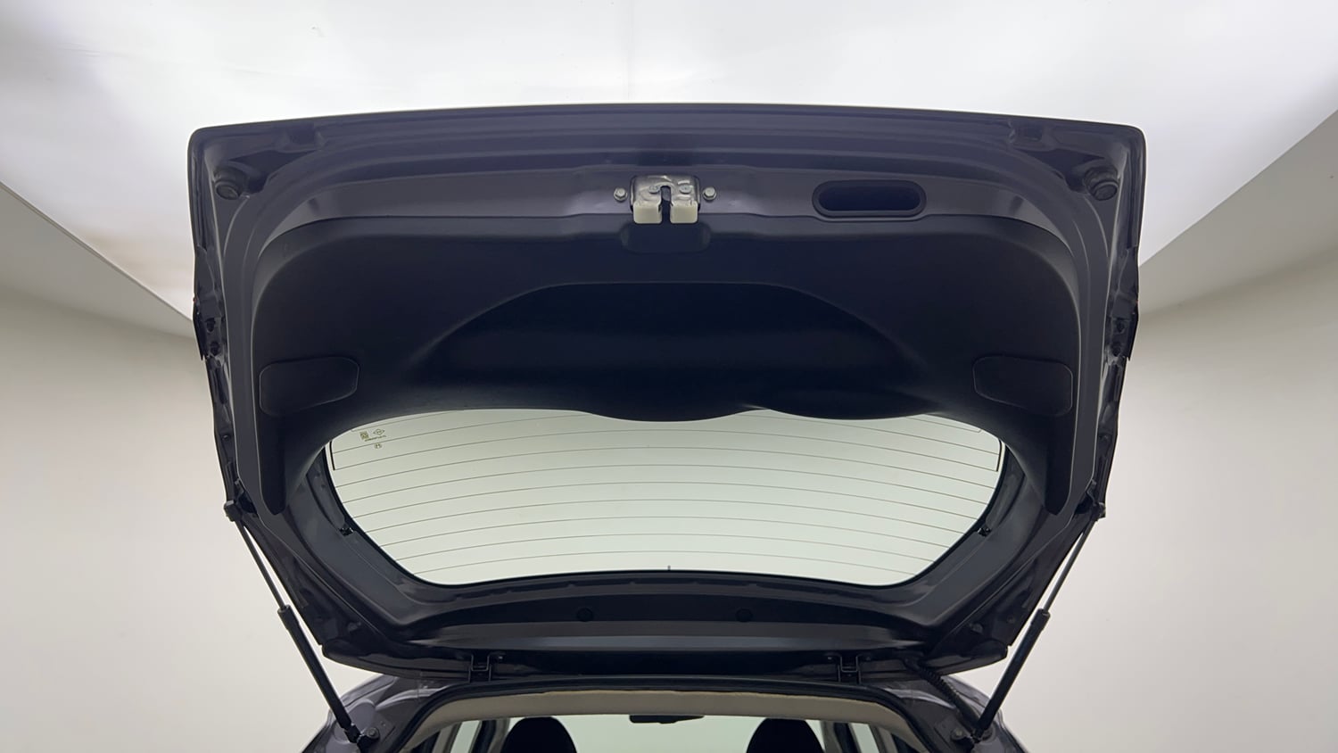 Used 2018 Honda WR-V S MT Petrol Petrol Manual interior DICKY DOOR OPEN VIEW