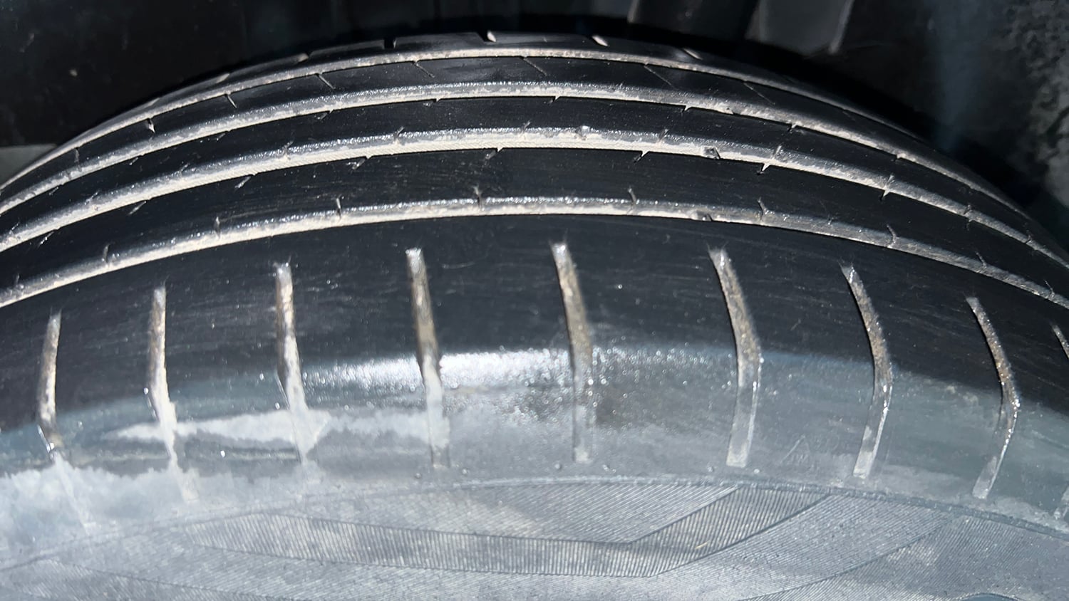Used 2018 Maruti Suzuki Swift ZXi AMT Petrol Automatic tyres LEFT REAR TYRE TREAD VIEW