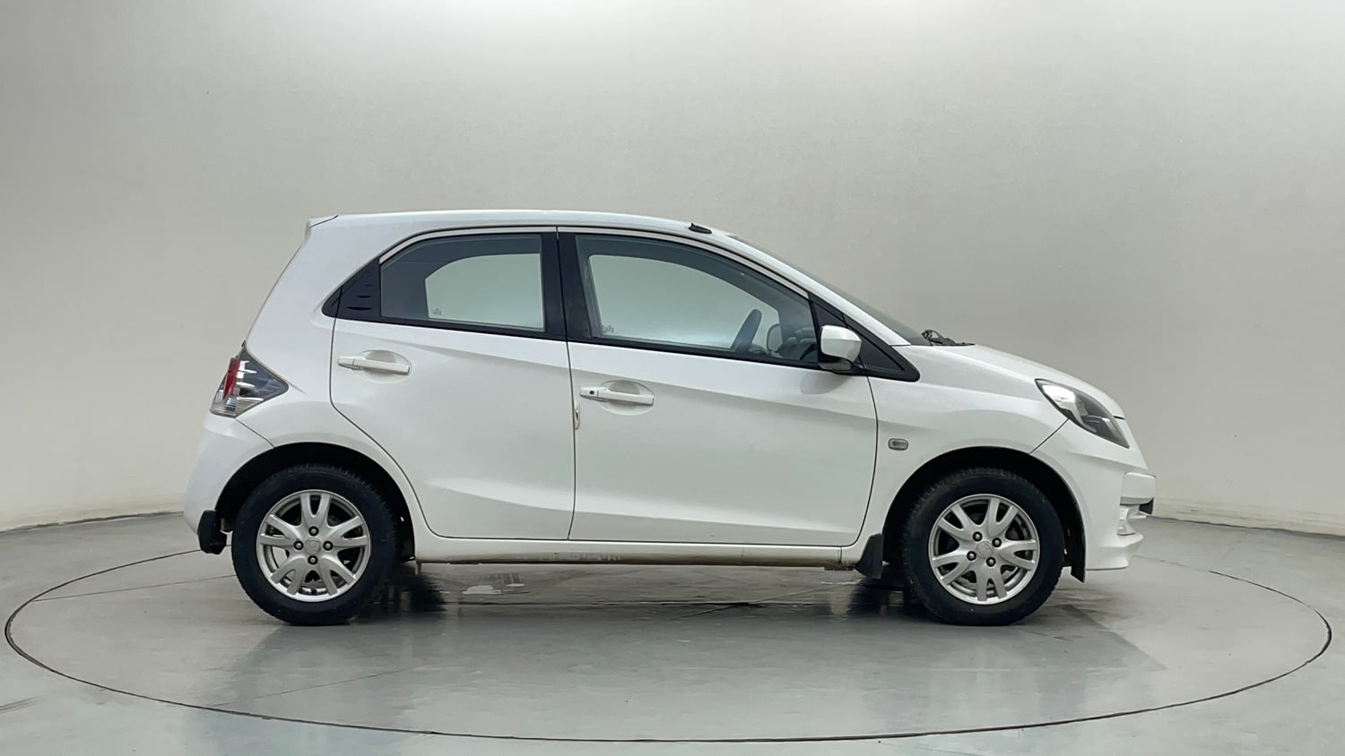 Used 2013 Honda Brio VX MT Petrol Manual exterior RIGHT SIDE VIEW