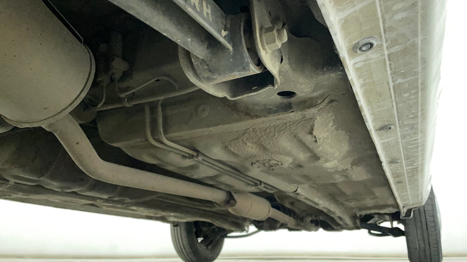 Used 2016 Maruti Suzuki Alto 800 LXi Petrol Manual extra REAR RIGHT UNDERBODY VIEW