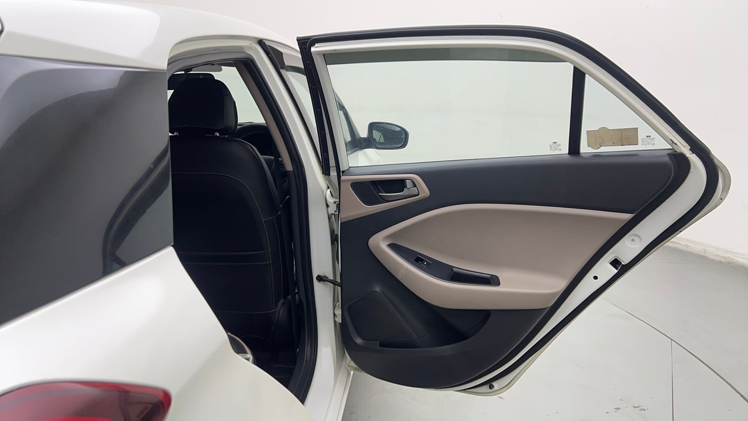Used 2017 Hyundai Elite i20 Sportz 1.2 Petrol Manual interior RIGHT REAR DOOR OPEN VIEW