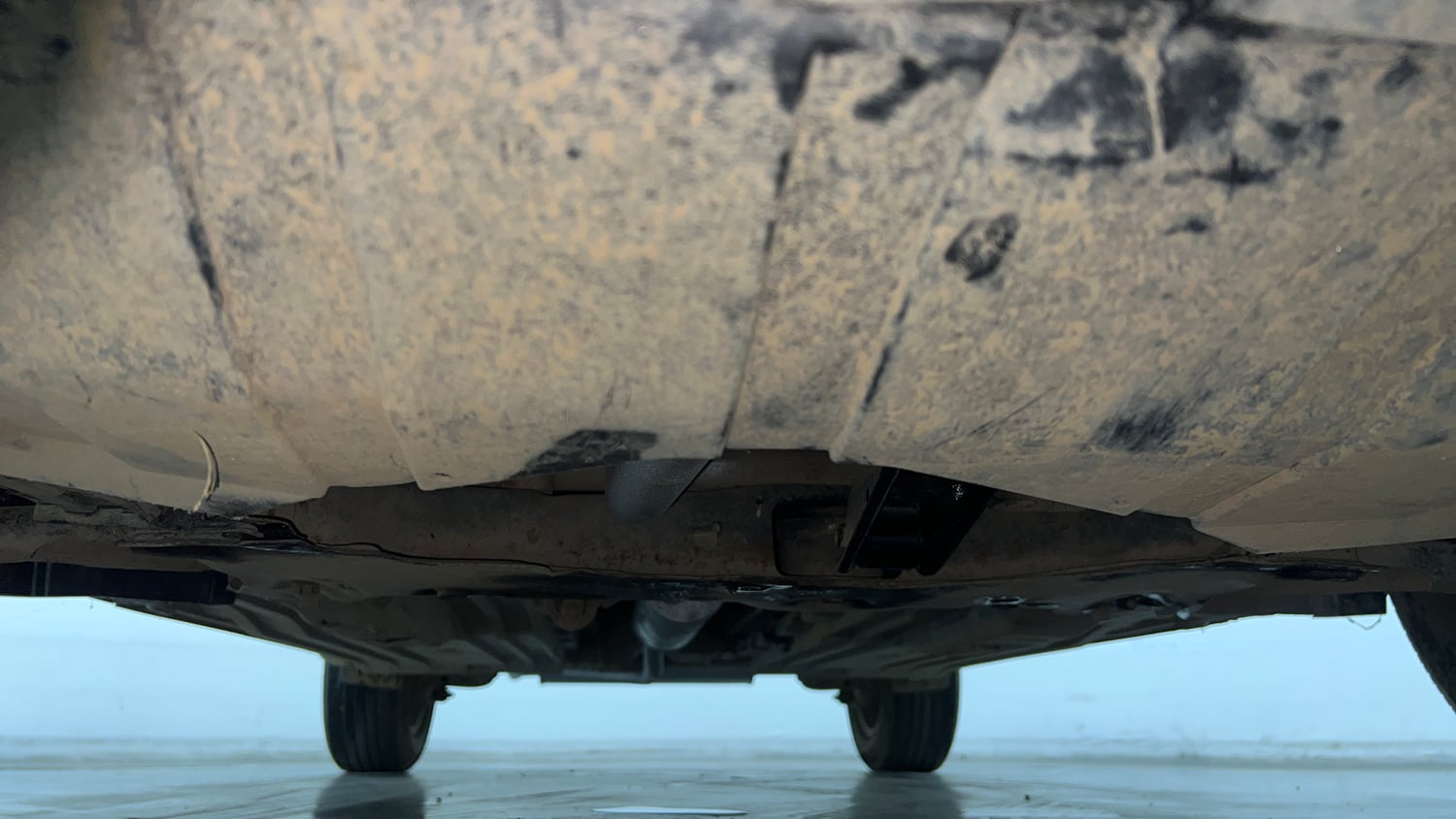 Used 2022 Maruti Suzuki Brezza ZXi Petrol Manual extra FRONT LEFT UNDERBODY VIEW