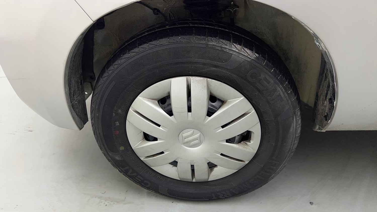 Used 2021 Maruti Suzuki Alto 800 LXi (O) CNG Cng Manual tyres LEFT FRONT TYRE RIM VIEW