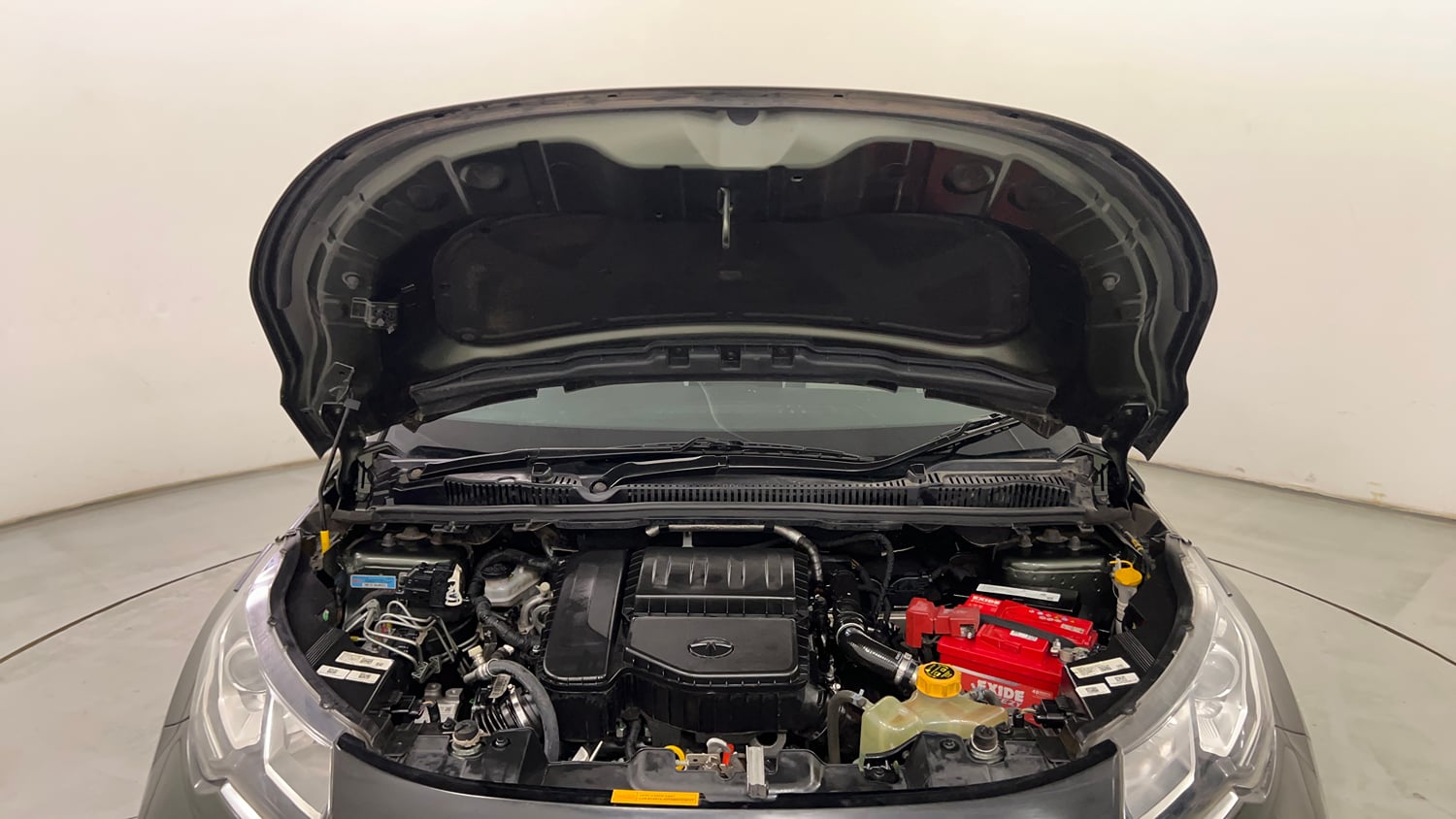 Used 2022 Tata Nexon XMA Plus (S) Diesel Diesel Automatic engine ENGINE & BONNET OPEN FRONT VIEW