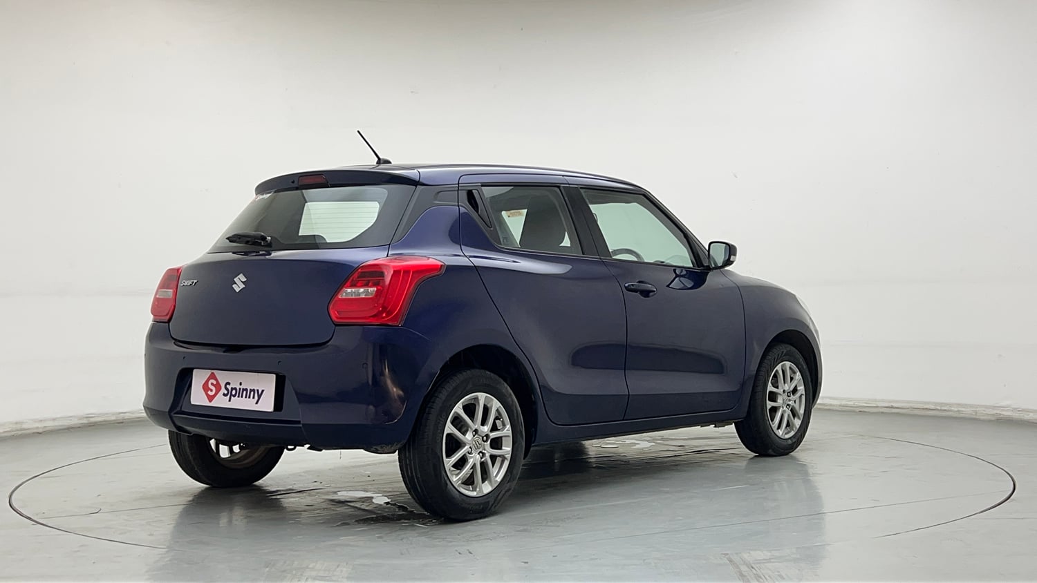 Used 2018 Maruti Suzuki Swift ZXi AMT Petrol Automatic exterior RIGHT REAR CORNER VIEW