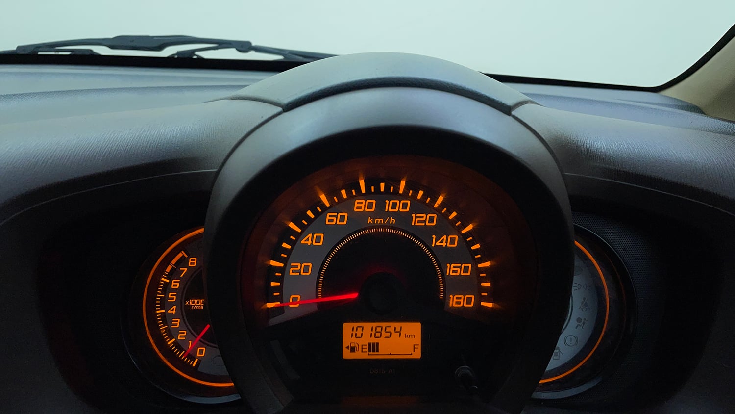 Used 2013 Honda Brio VX MT Petrol Manual interior CLUSTERMETER VIEW