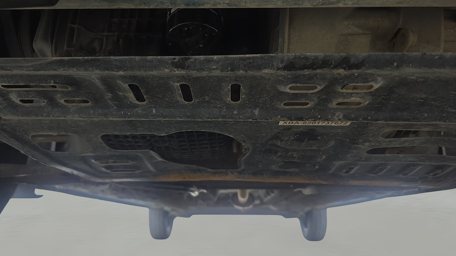 Used 2020 Renault Kwid Neotech RXL 1.0  AMT Petrol Automatic extra FRONT LEFT UNDERBODY VIEW