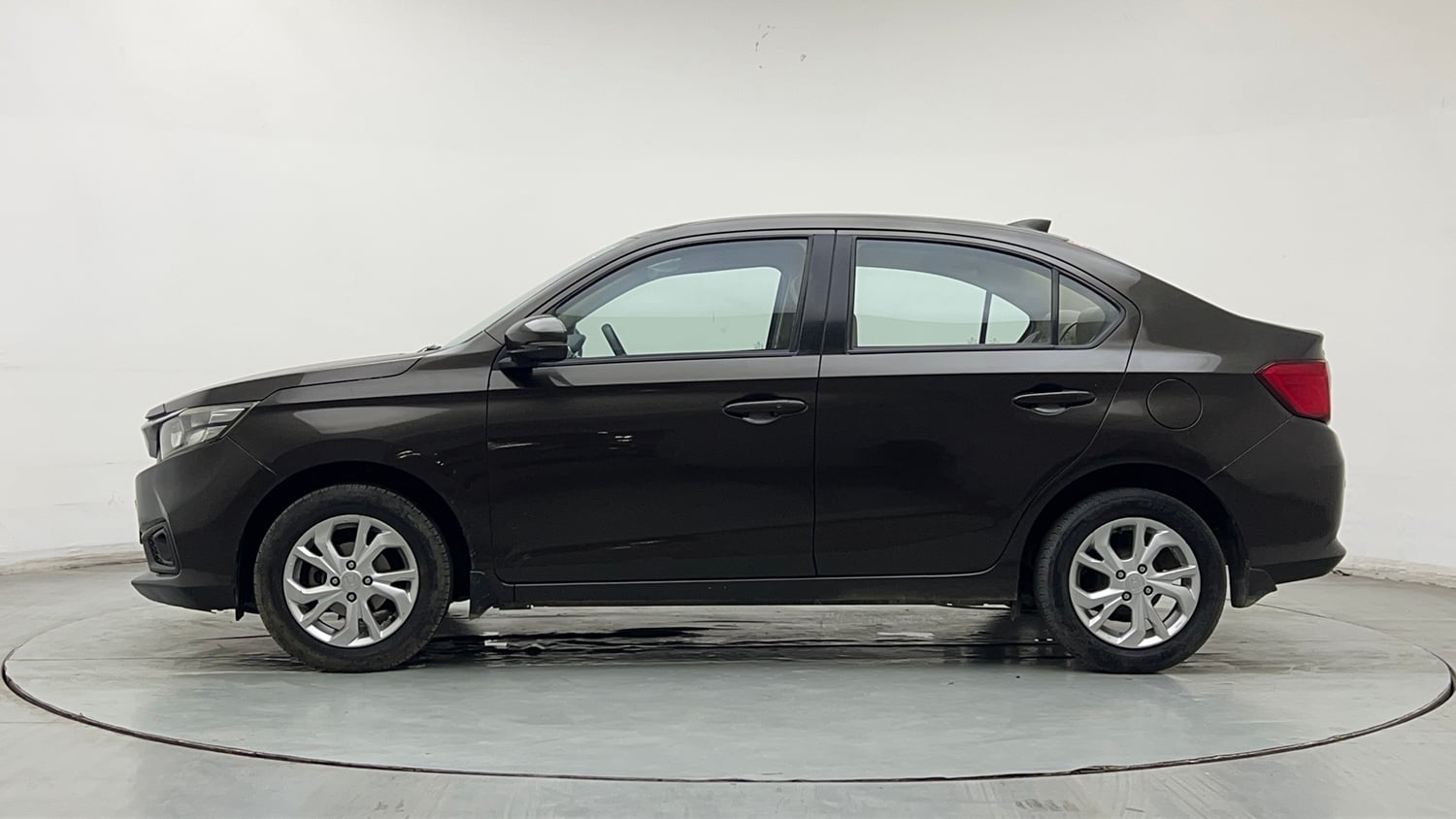 Used 2019 Honda Amaze 1.2 V CVT Petrol Petrol Automatic exterior LEFT SIDE VIEW