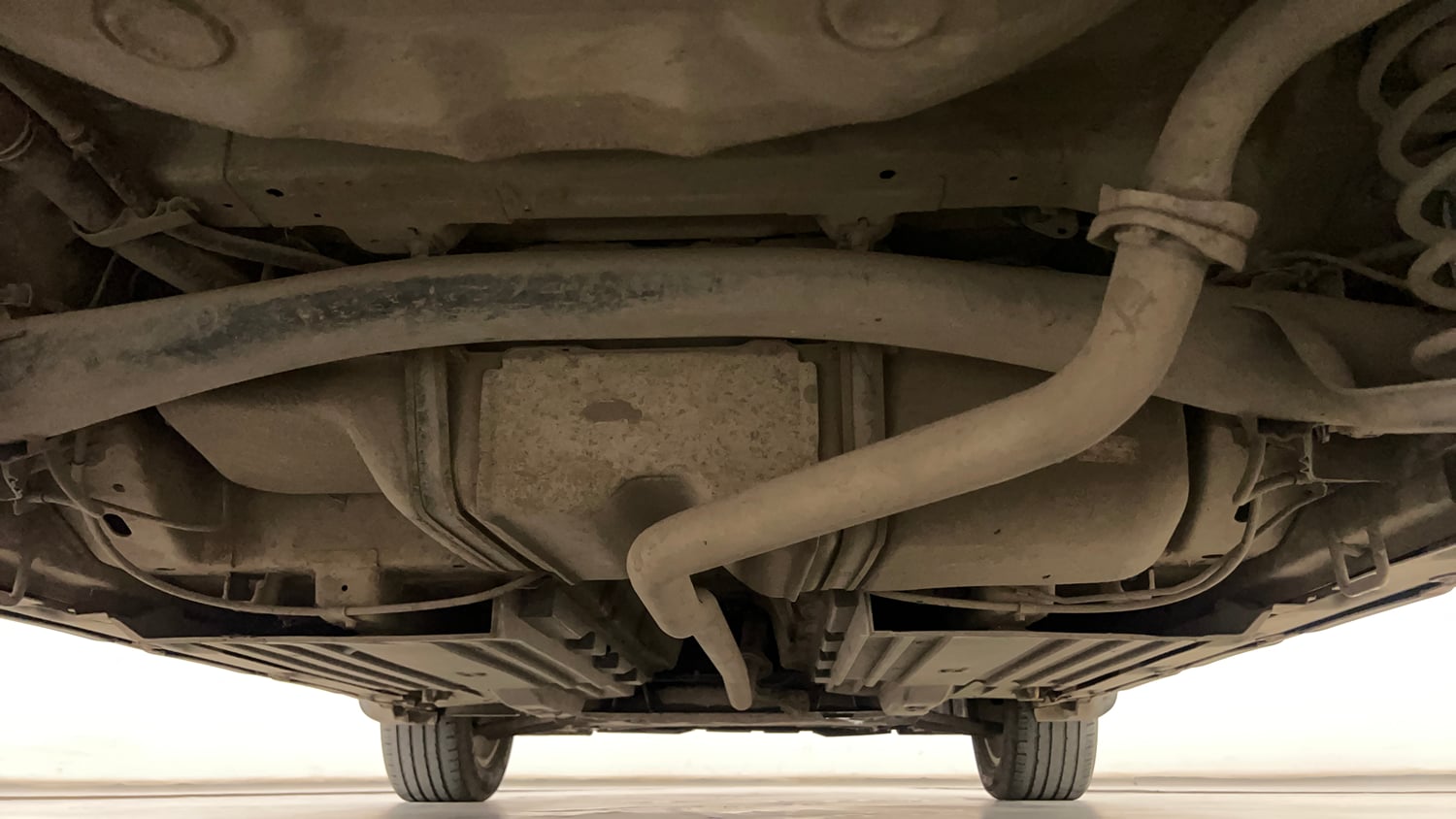 Used 2017 Maruti Suzuki Vitara Brezza [2016-2020] ZDi Diesel Manual extra REAR UNDERBODY VIEW (TAKEN FROM REAR)