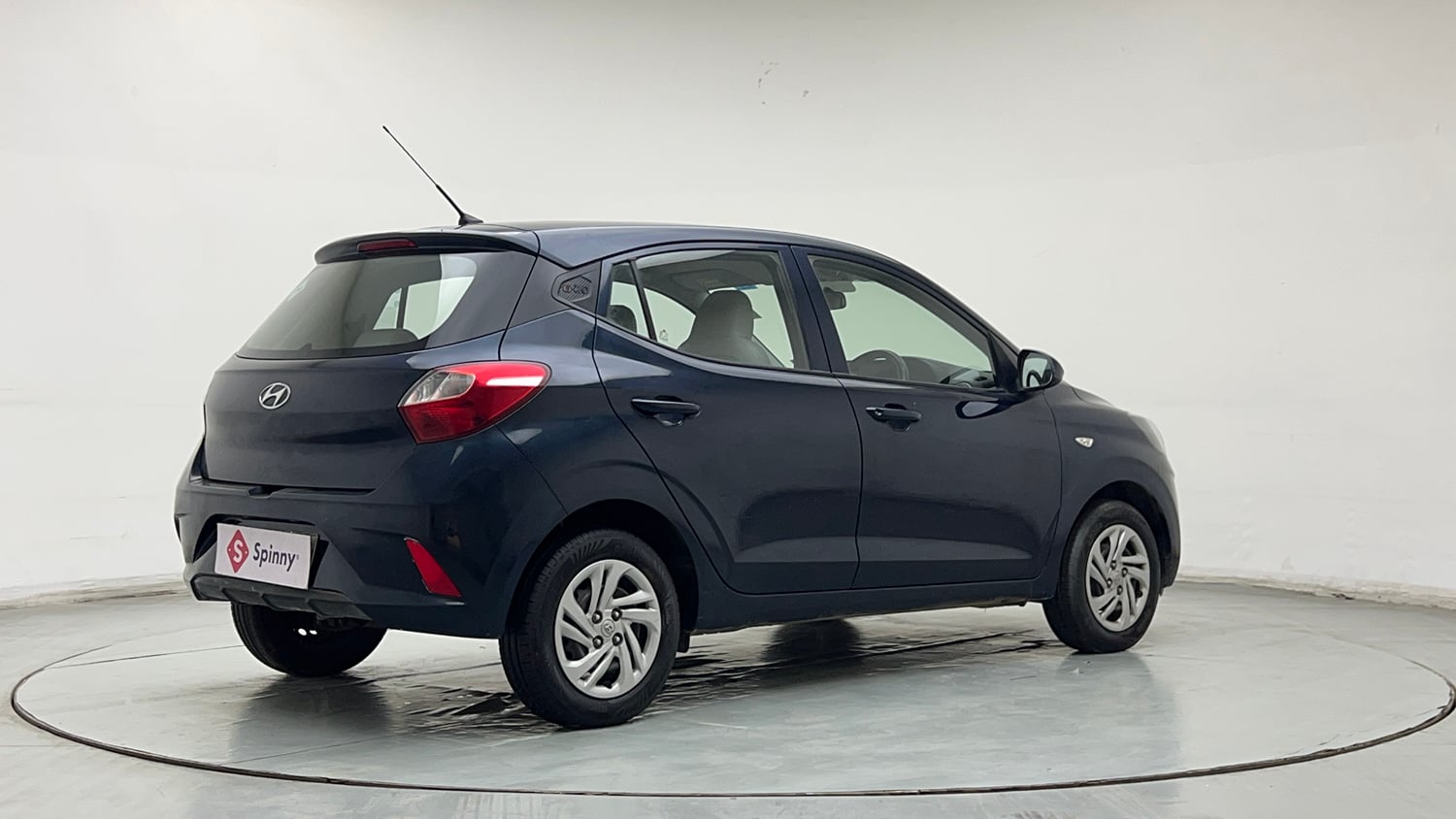 Used 2021 Hyundai Grand i10 Nios Magna 1.2 Kappa VTVT CNG Cng Manual exterior RIGHT REAR CORNER VIEW