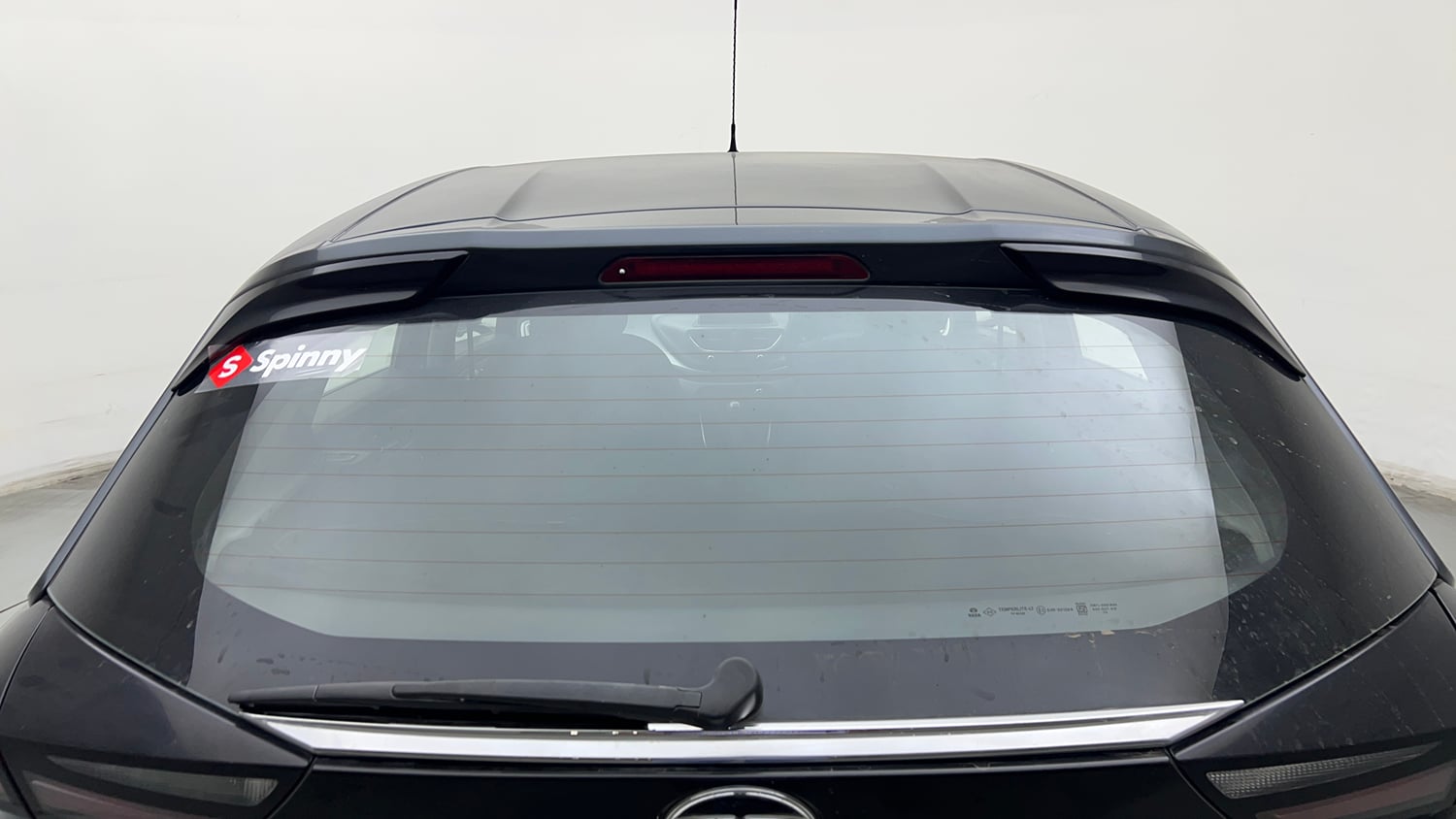 Used 2020 Tata Altroz XZ Petrol Petrol Manual exterior BACK WINDSHIELD VIEW
