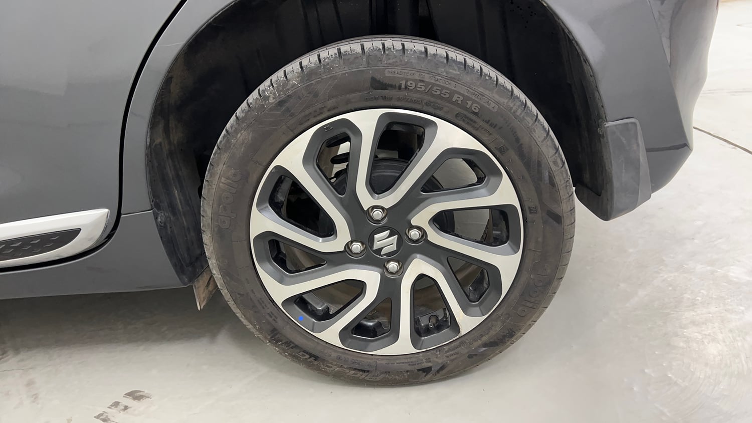Used 2025 Maruti Suzuki Baleno Alpha AGS Petrol Automatic tyres LEFT REAR TYRE RIM VIEW