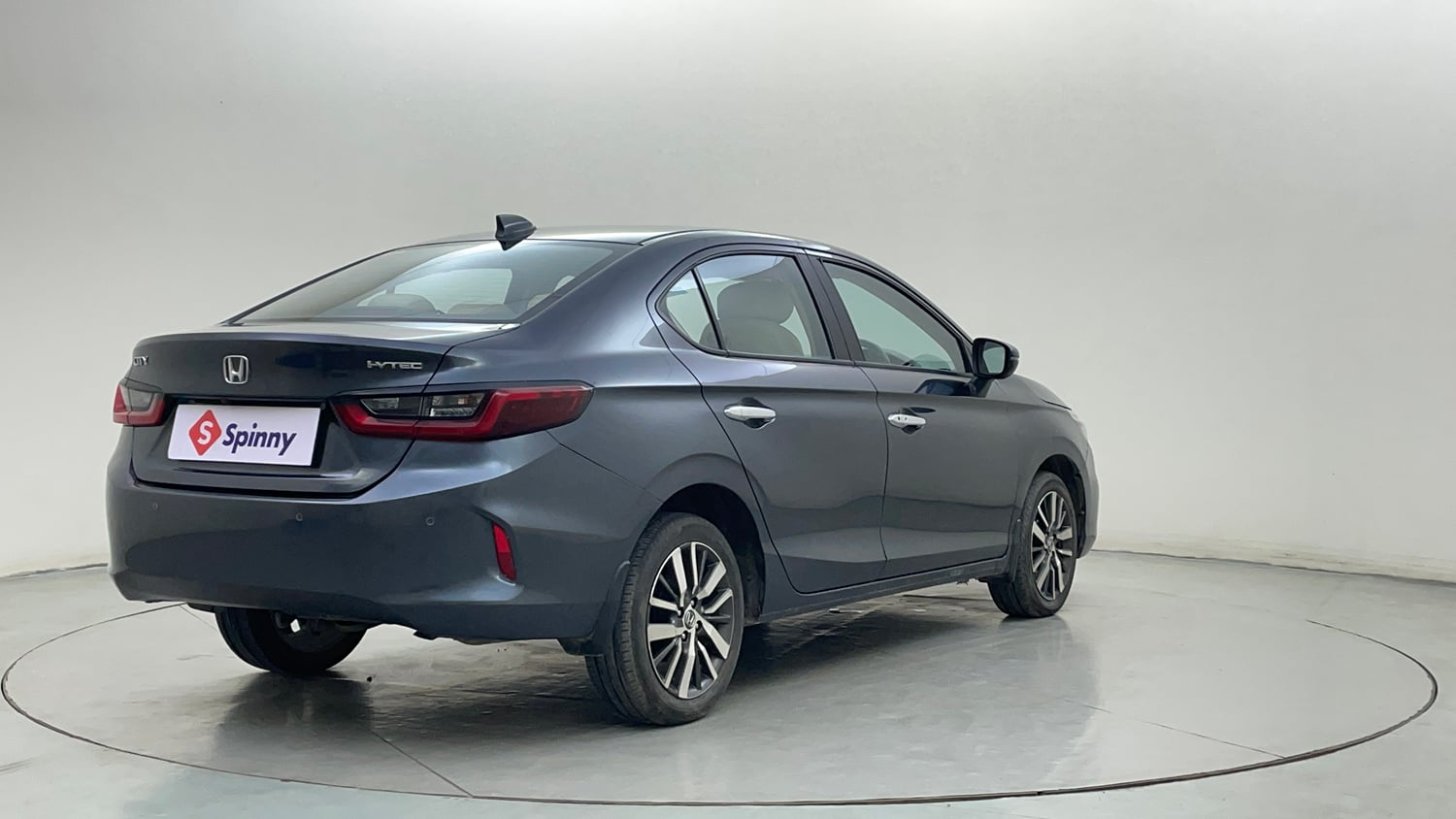 Used 2022 Honda City ZX CVT Petrol Petrol Automatic exterior RIGHT REAR CORNER VIEW