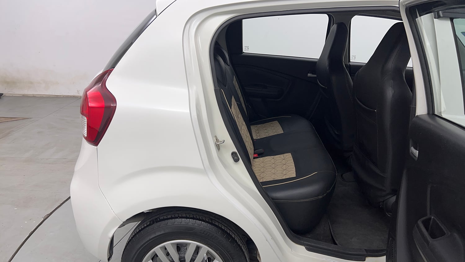 Used 2022 Maruti Suzuki Celerio VXi CNG Cng Manual interior RIGHT SIDE REAR DOOR CABIN VIEW
