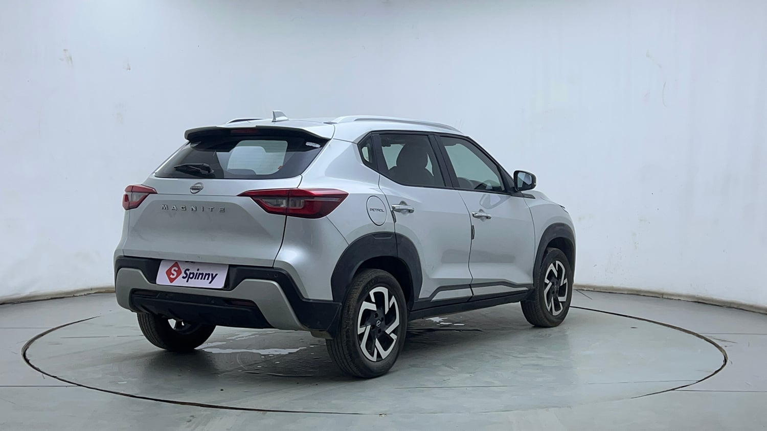 Used 2022 Nissan Magnite XV Petrol Manual exterior RIGHT REAR CORNER VIEW