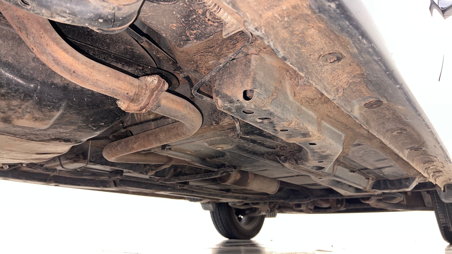 Used 2023 Tata Tiago XZA Plus Petrol Automatic extra REAR RIGHT UNDERBODY VIEW