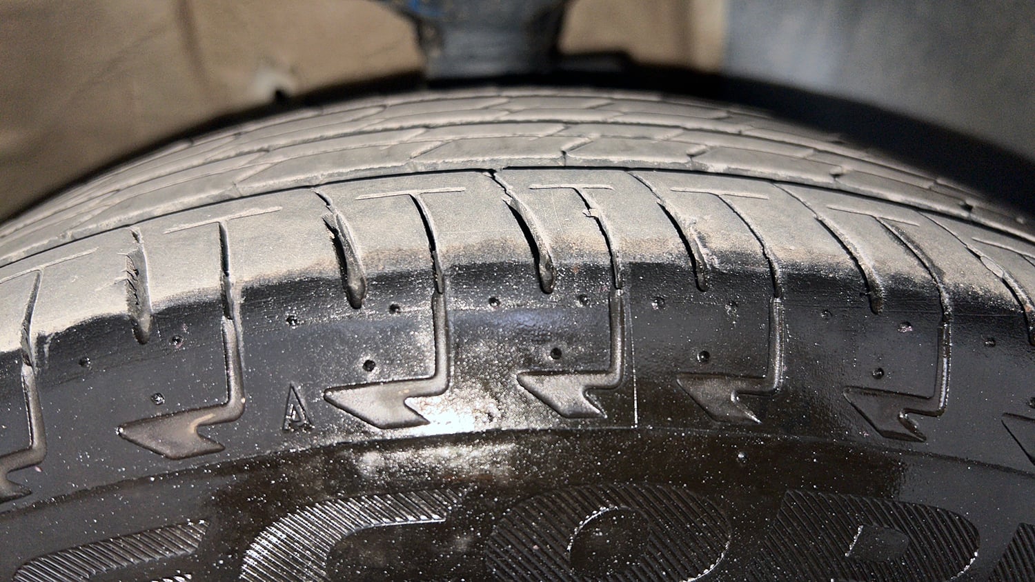 Used 2022 Maruti Suzuki Celerio VXi CNG Cng Manual tyres RIGHT FRONT TYRE TREAD VIEW