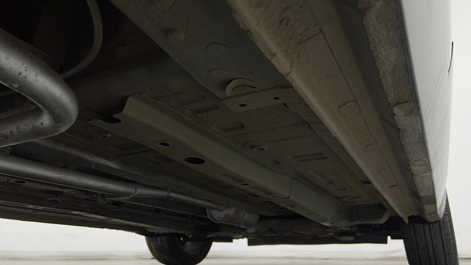 Used 2020 Tata Altroz XZ Petrol Petrol Manual extra REAR RIGHT UNDERBODY VIEW
