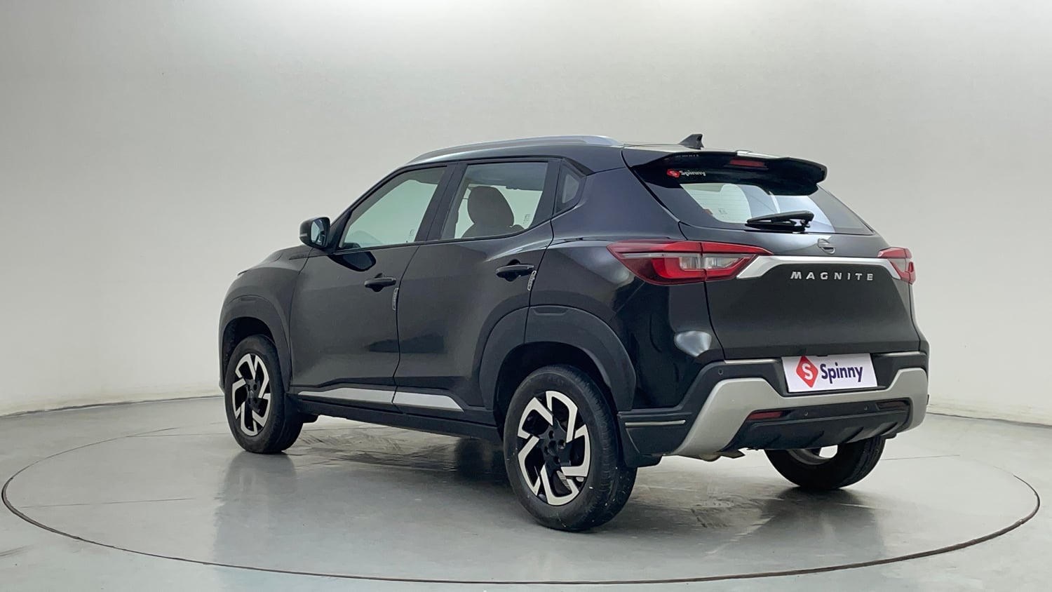 Used 2022 Nissan Magnite XV Executive Petrol Manual exterior LEFT REAR CORNER VIEW