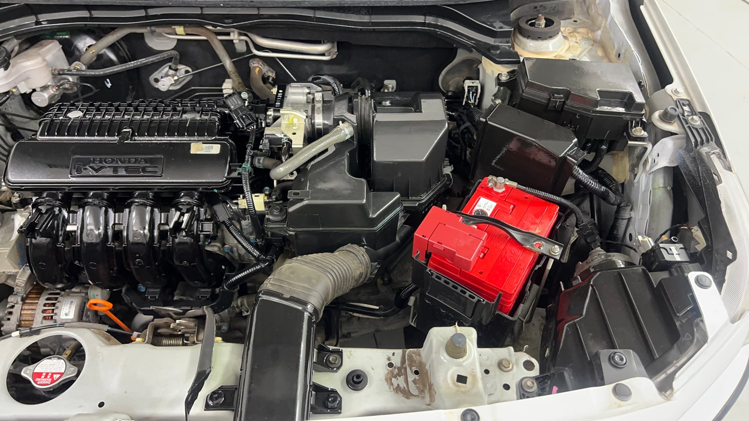 Used 2019 Honda Amaze 1.2 VX MT Petrol Petrol Manual engine ENGINE LEFT SIDE VIEW