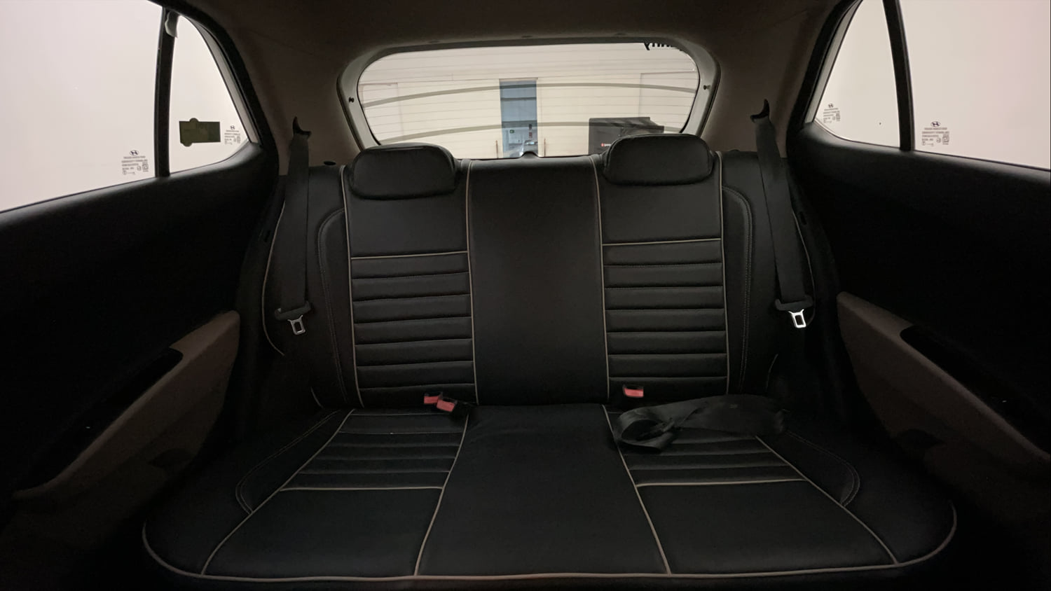 Used 2015 Hyundai Grand i10 Sportz 1.2 Kappa VTVT Petrol Manual interior REAR SEAT CONDITION VIEW