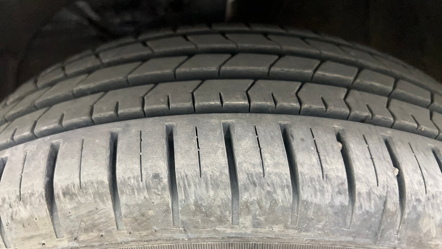 Used 2025 Maruti Suzuki Baleno Alpha AGS Petrol Automatic tyres LEFT FRONT TYRE TREAD VIEW