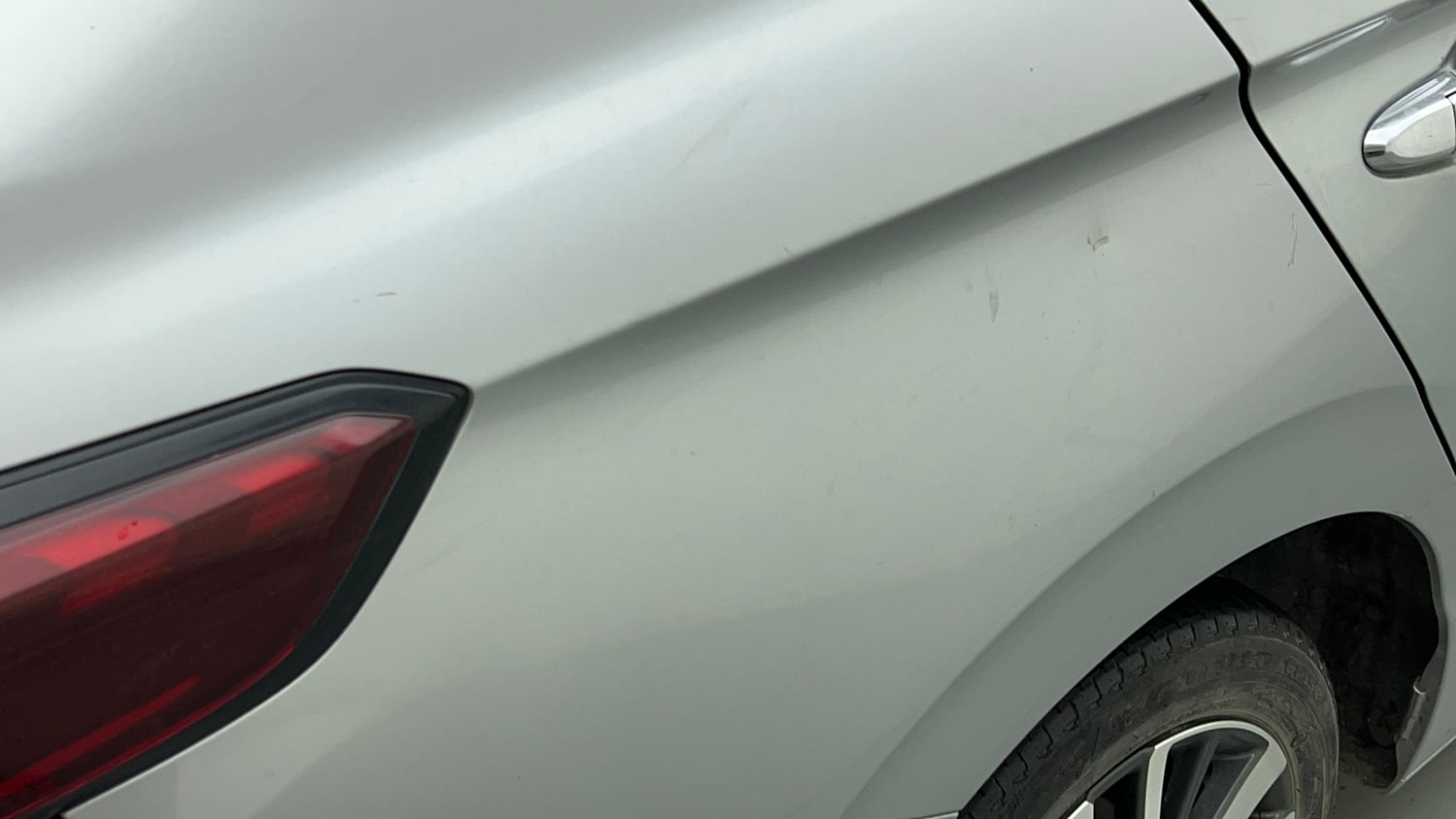 Used 2021 Honda City ZX Petrol Petrol Manual dents MINOR SCRATCH