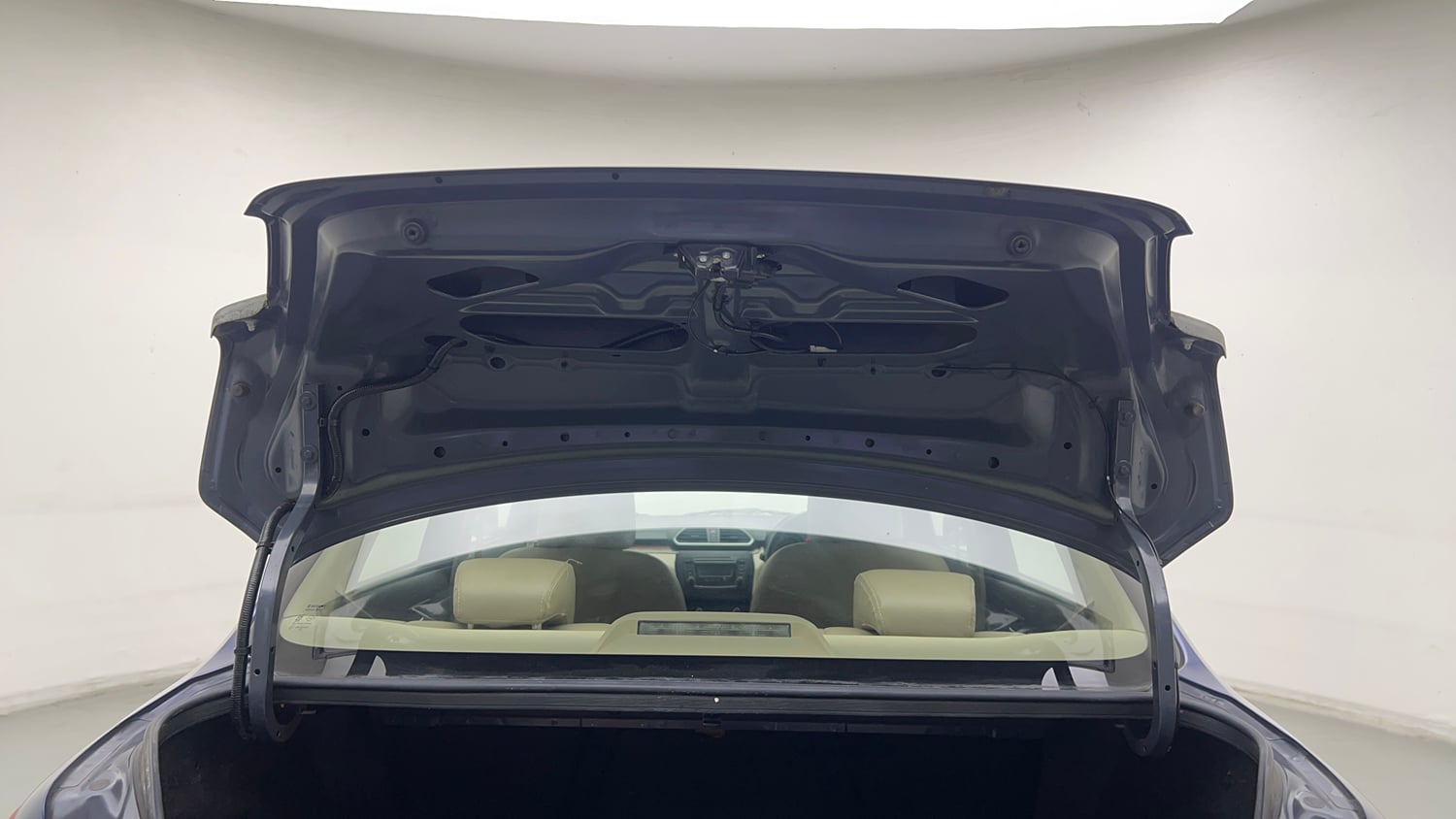 Used 2018 Maruti Suzuki Dzire VXi Petrol Manual interior DICKY DOOR OPEN VIEW