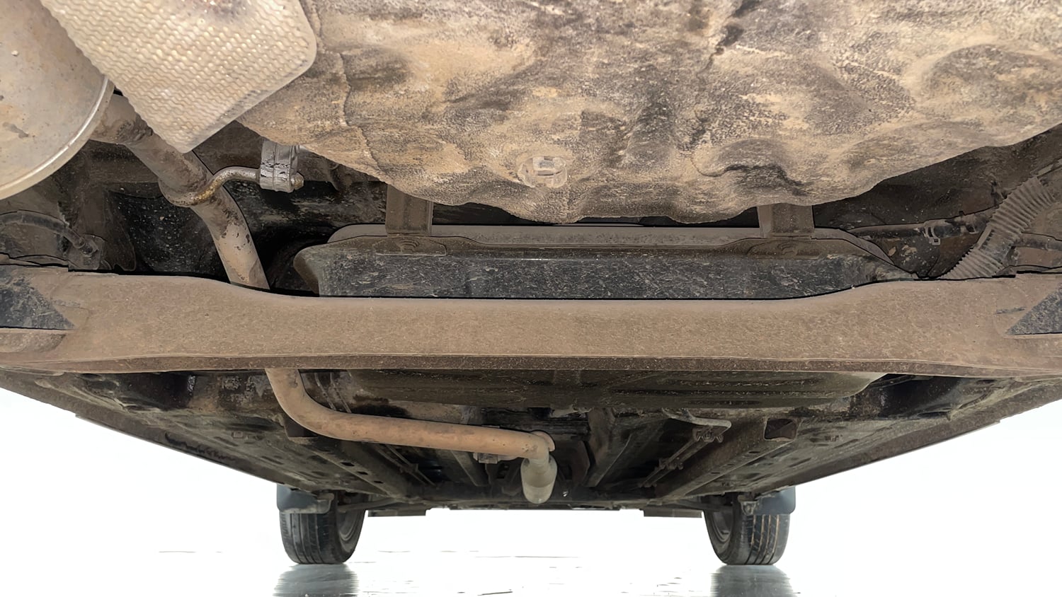 Used 2022 Nissan Magnite XV Premium Turbo CVT Petrol Automatic extra REAR UNDERBODY VIEW (TAKEN FROM REAR)